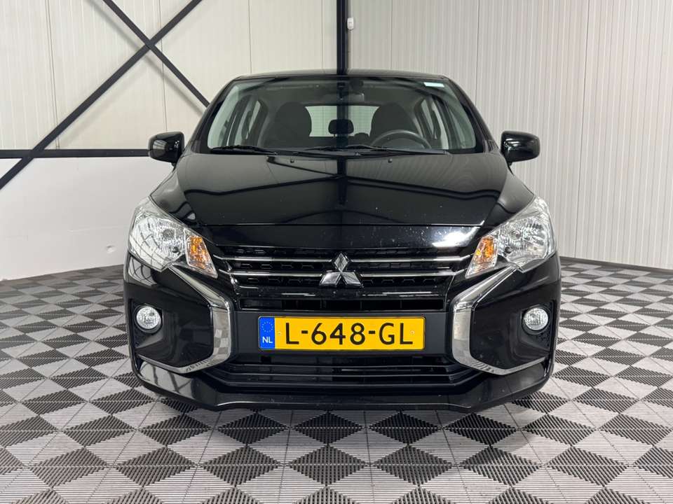 Mitsubishi Space Star - Imagem 8