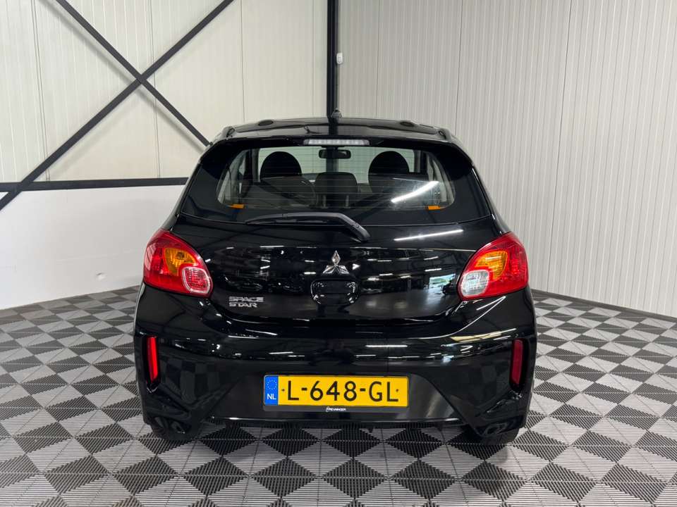 Mitsubishi Space Star - Imagem 9