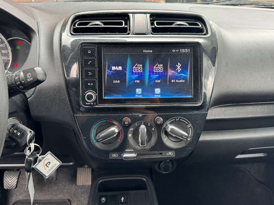 Mitsubishi Space Star - Imagem 16