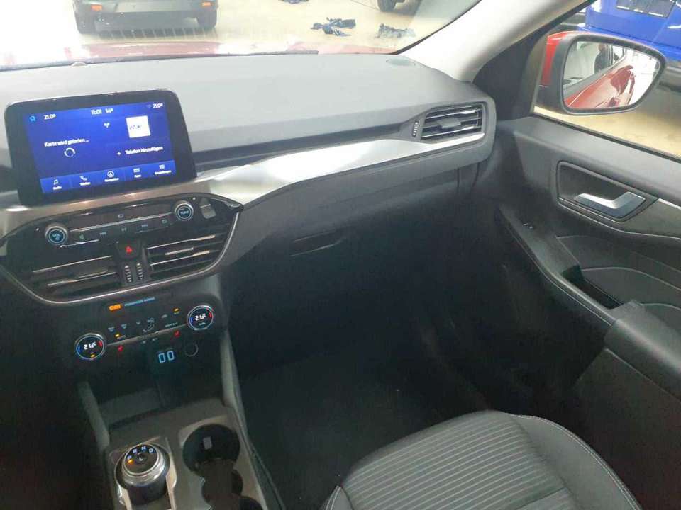 Ford Kuga - Imagem 6
