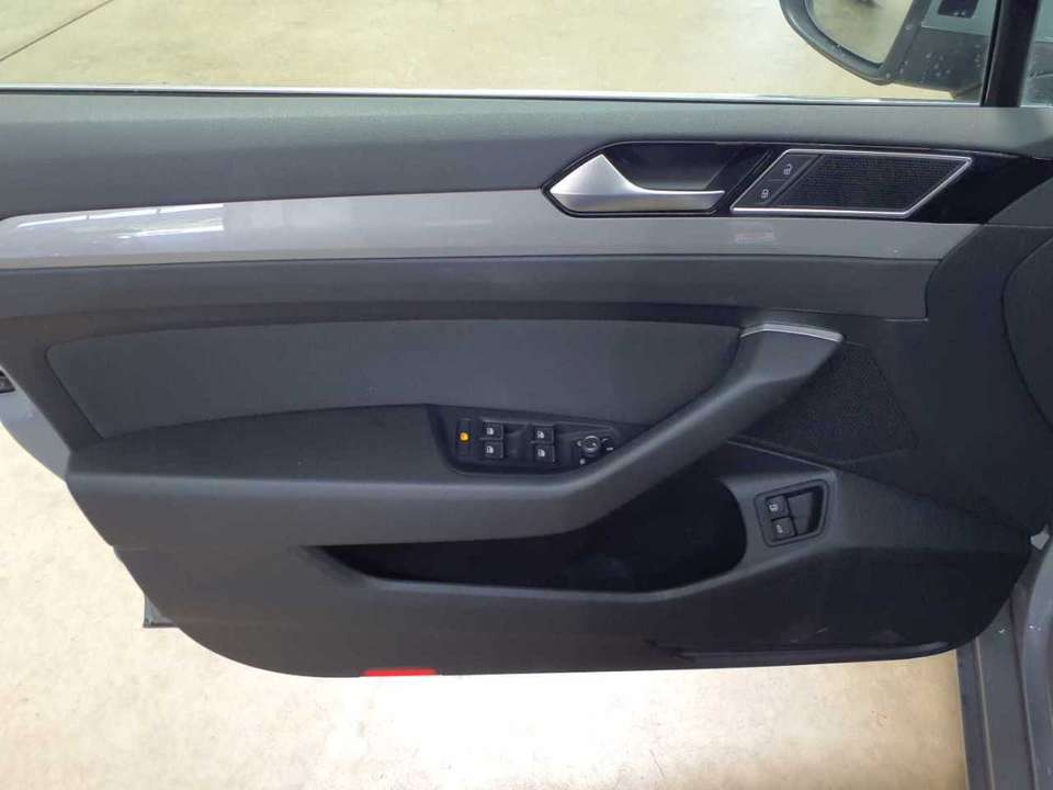 Volkswagen Passat - Imagem 4