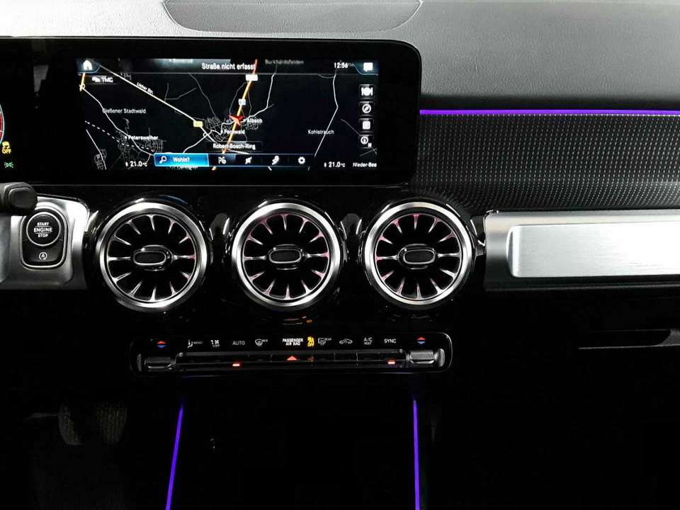 Mercedes-Benz GLB 200 - Imagem 6