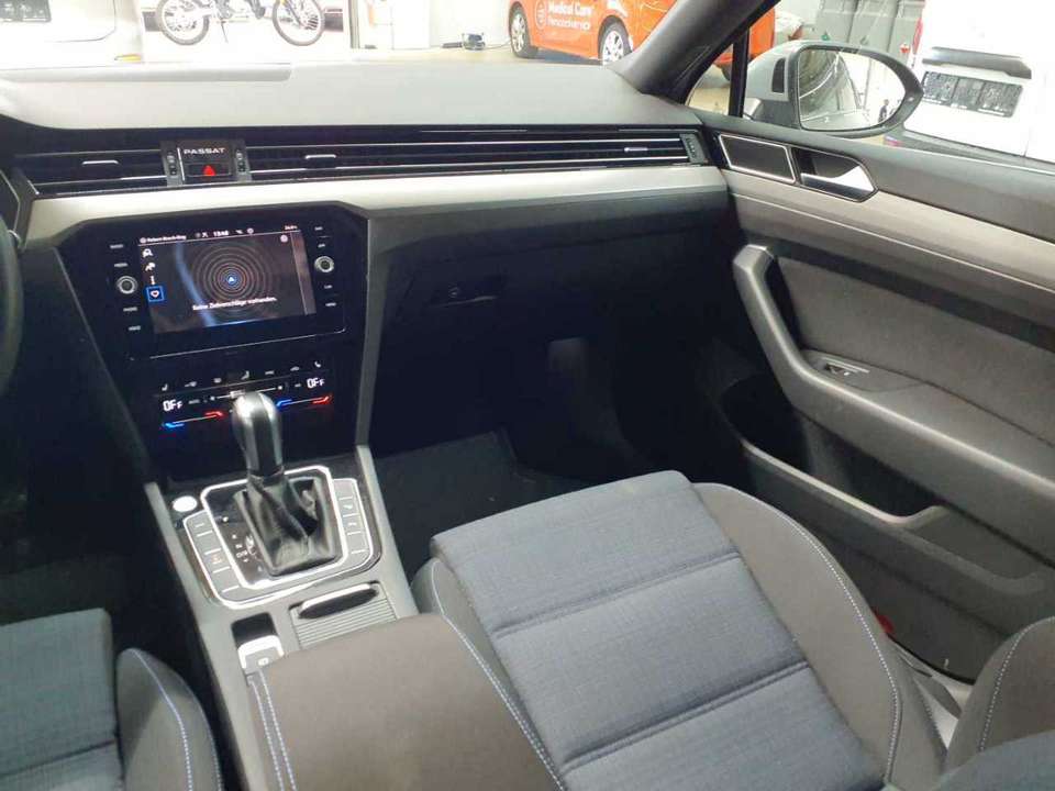 Volkswagen Passat - Imagem 6