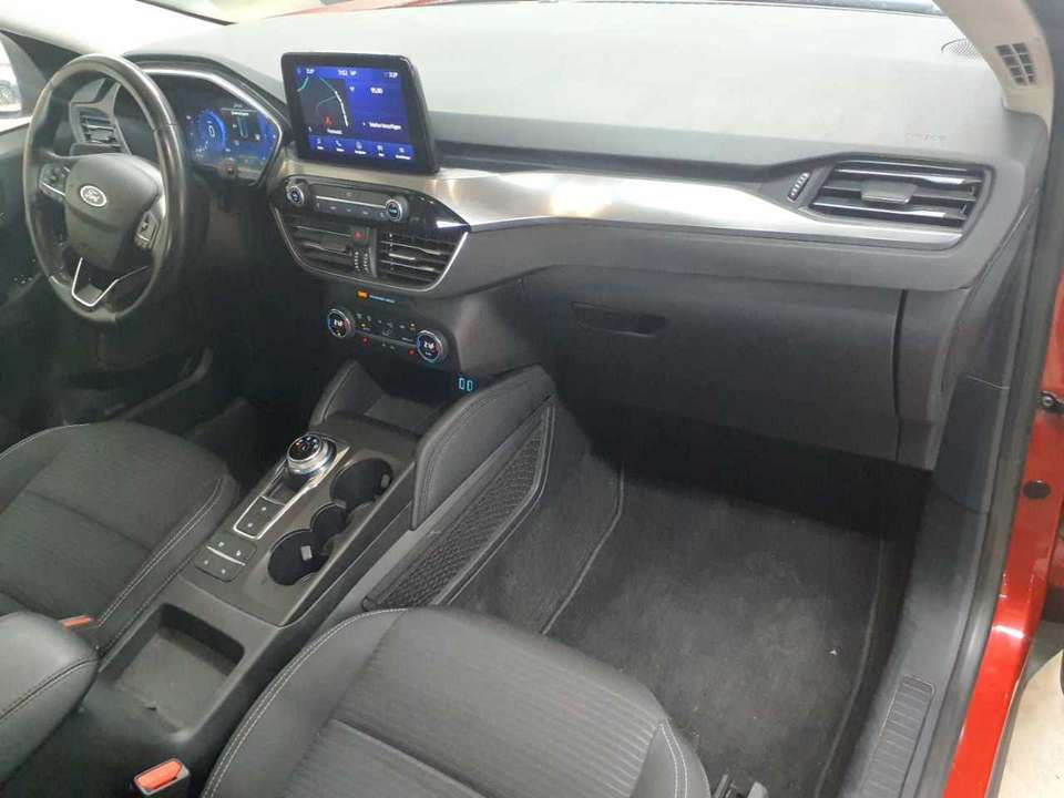 Ford Kuga - Imagem 12