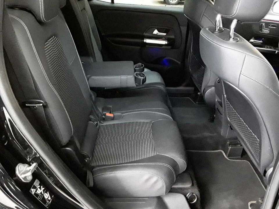 Mercedes-Benz GLB 200 - Imagem 11