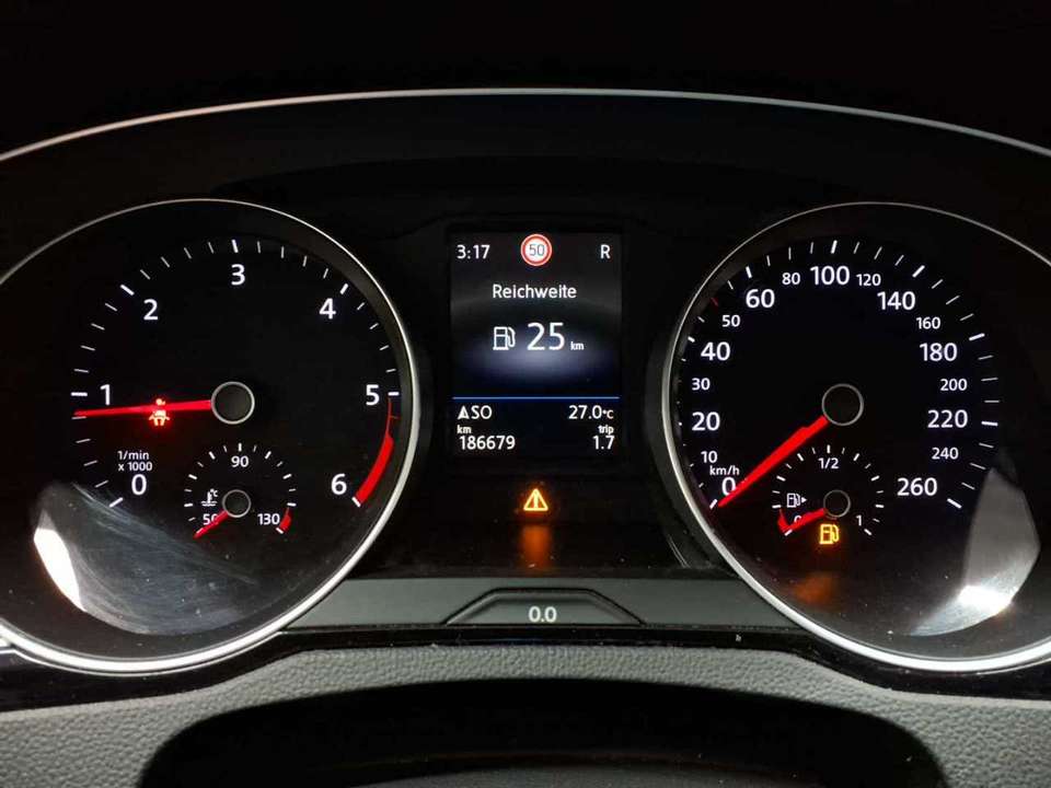 Volkswagen Passat - Imagem 14