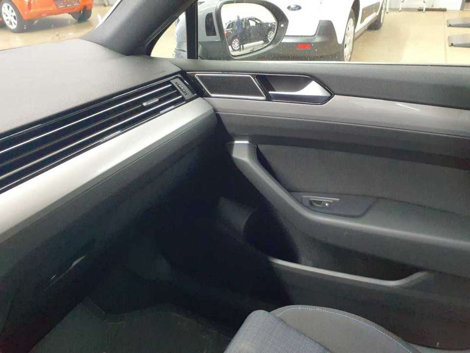 Volkswagen Passat - Imagem 15