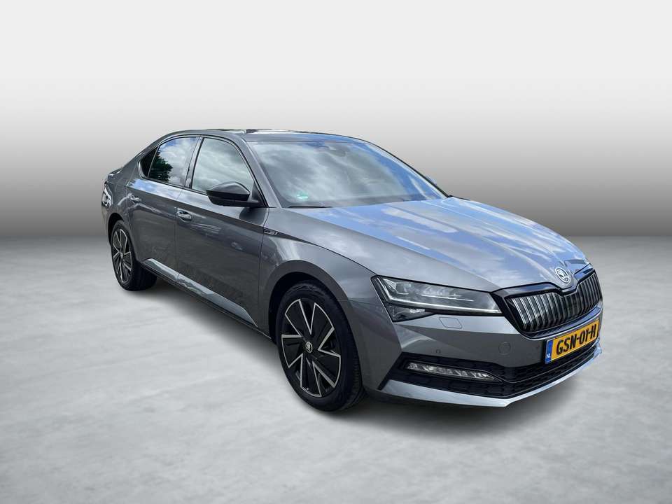 Skoda Superb - Imagem 7