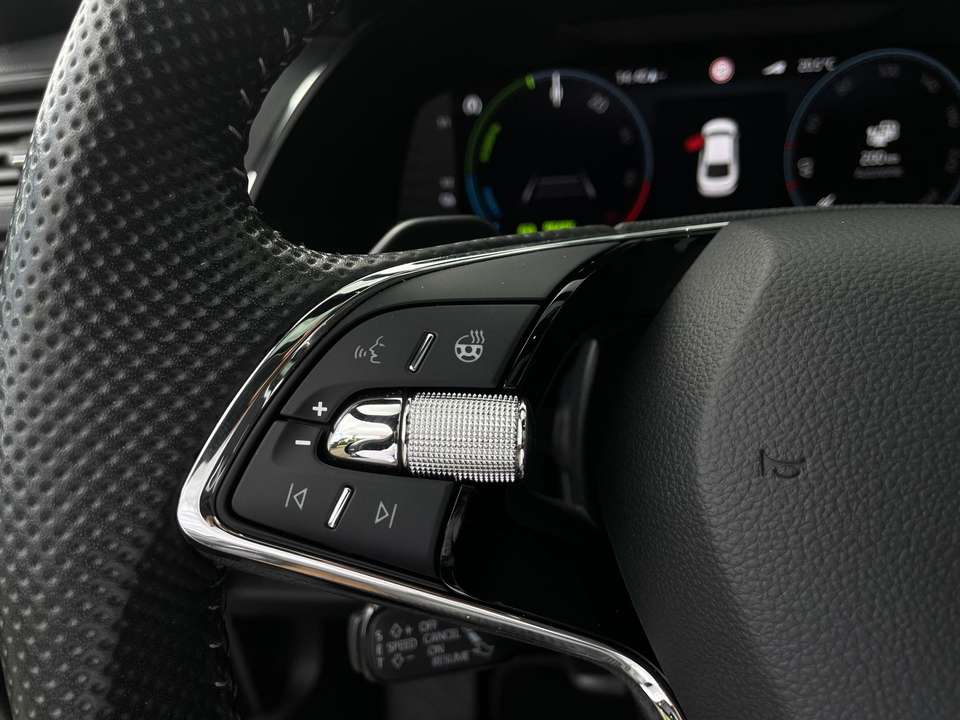 Skoda Superb - Imagem 15