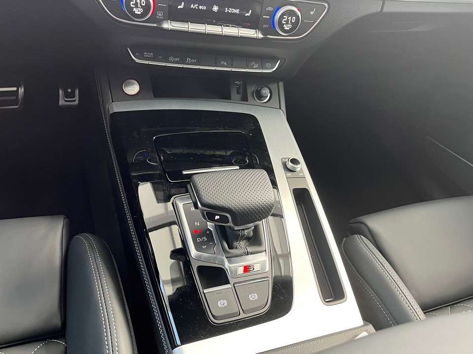 Audi SQ5 - Imagem 11