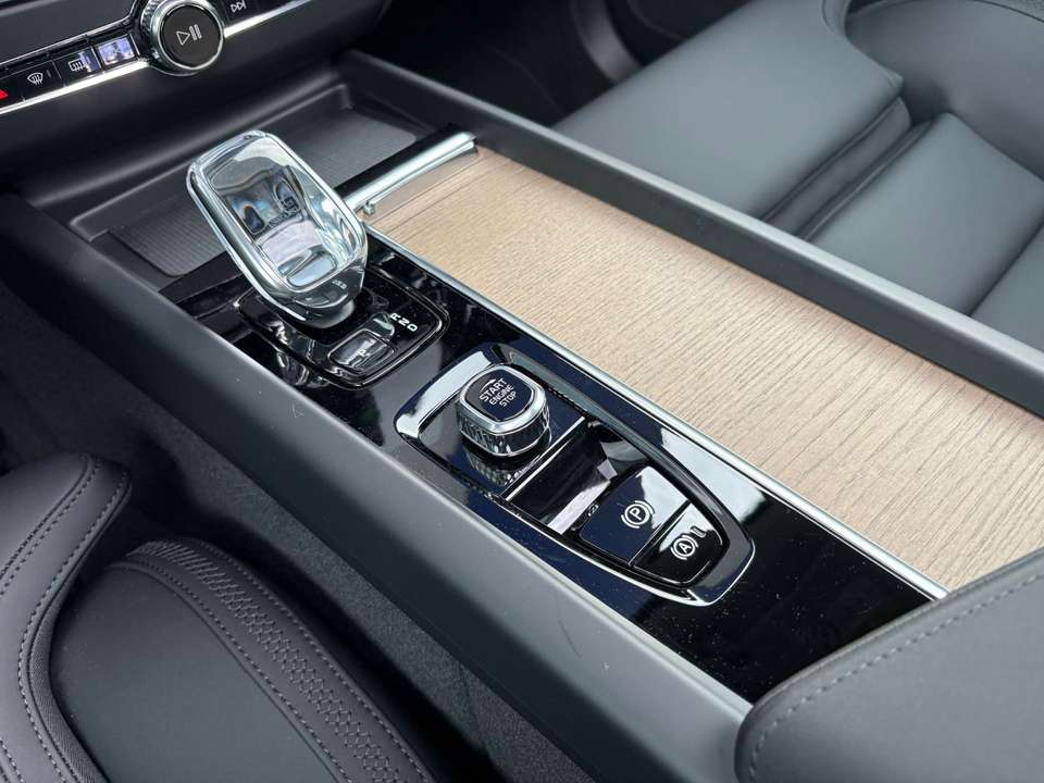 Volvo XC60 - Imagem 6