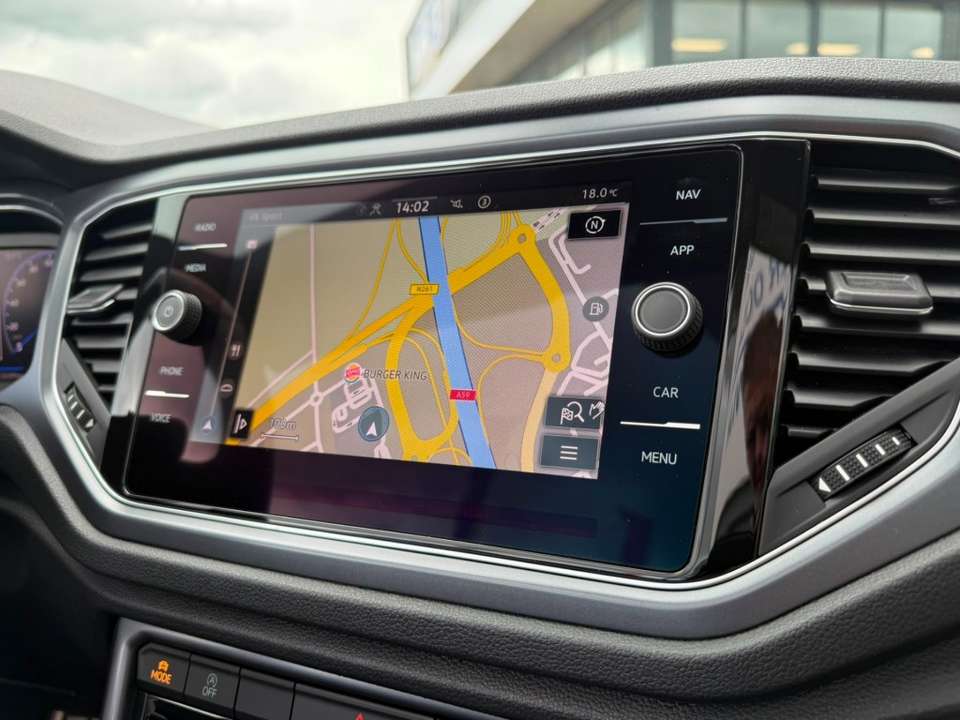 Volkswagen T-Roc - Imagem 4