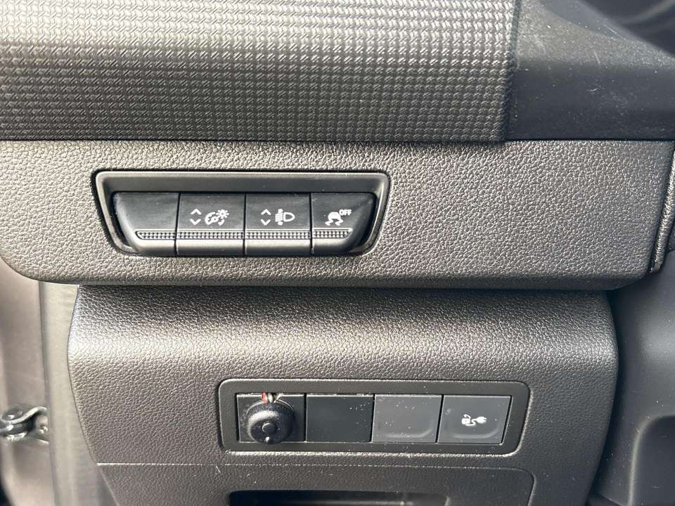 Renault Kangoo E-TECH - Imagem 10