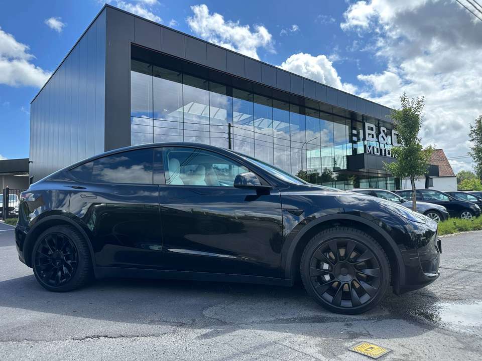 Tesla Model Y - Imagem 5