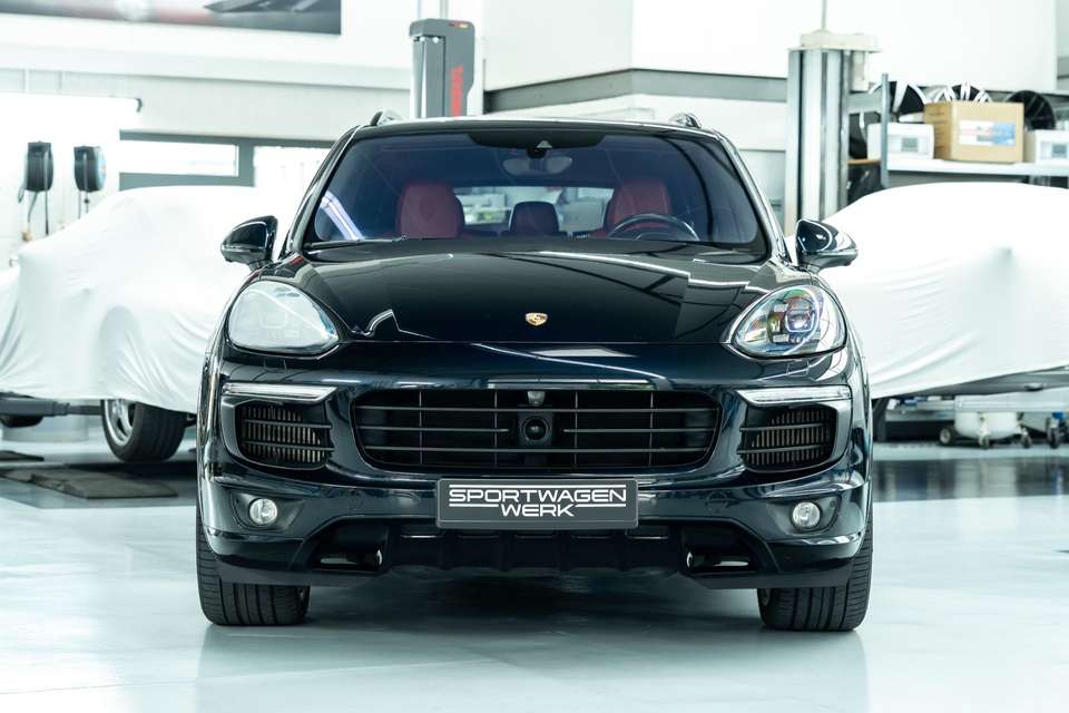 Porsche Cayenne - Imagem 1