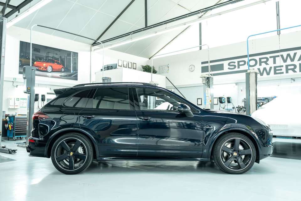 Porsche Cayenne - Imagem 10
