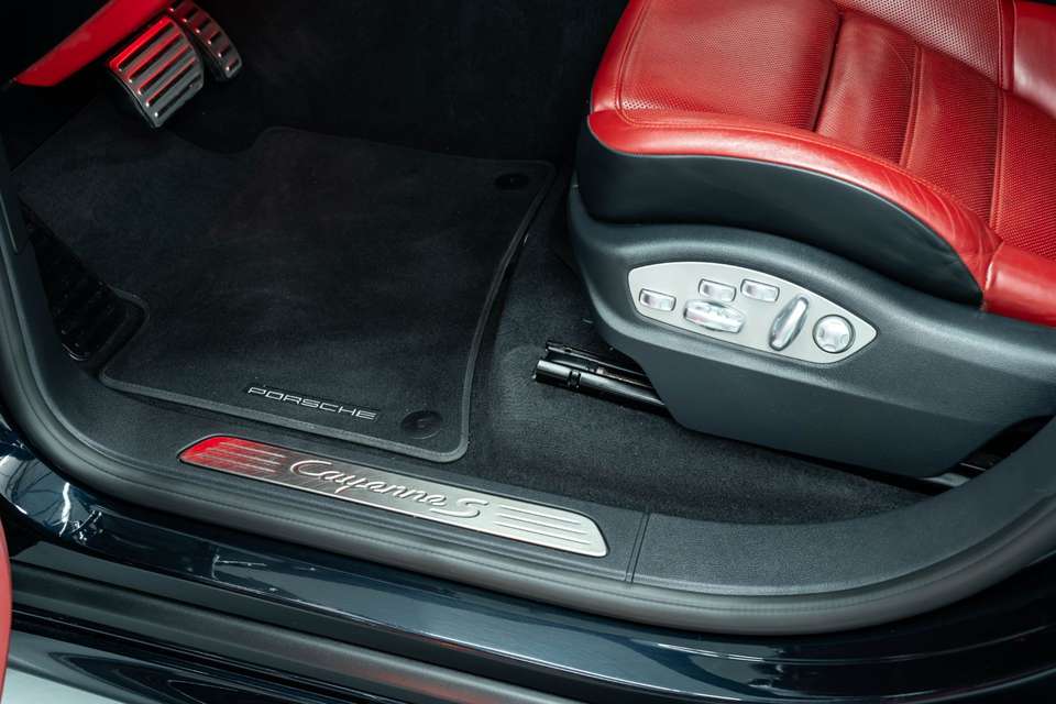 Porsche Cayenne - Imagem 14