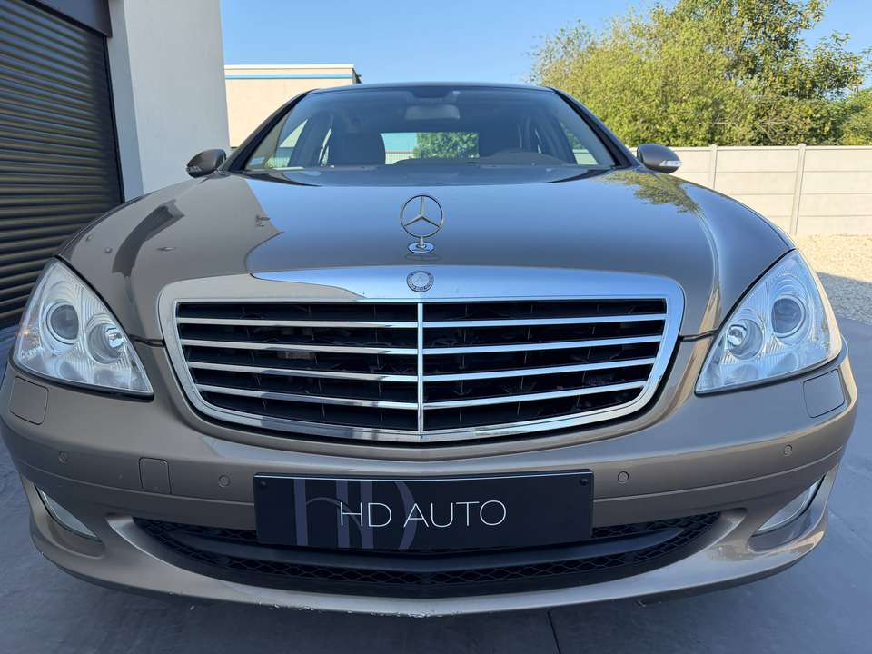 Mercedes-Benz S 320 - Imagem 6