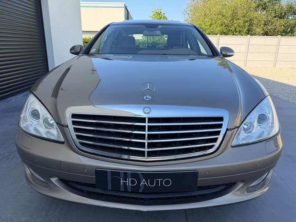 Mercedes-Benz S 320 - Imagem 7