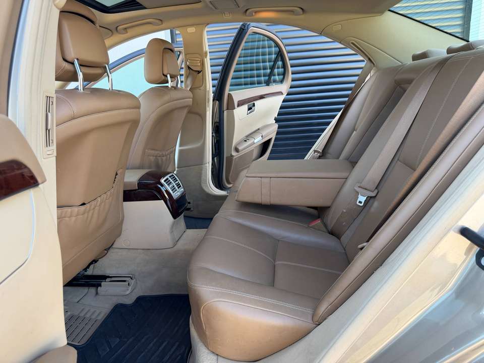 Mercedes-Benz S 320 - Imagem 20