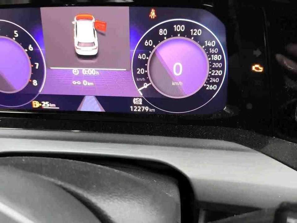 Volkswagen Golf - Imagem 3