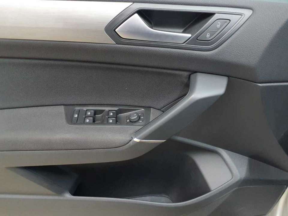 Volkswagen Touran - Imagem 4
