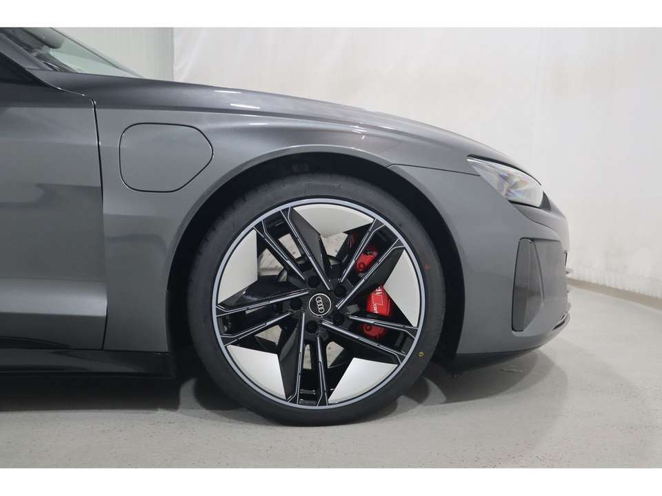 Audi e-tron GT - Imagem 5