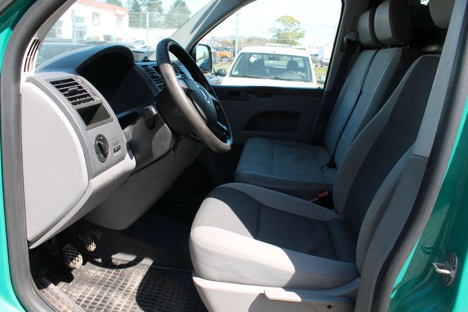 Volkswagen T5 Transporter - Imagem 13