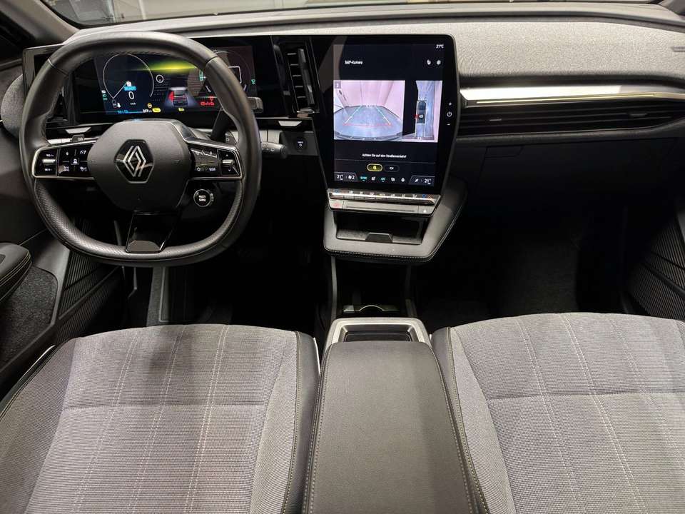 Renault Megane E-Tech - Imagem 13