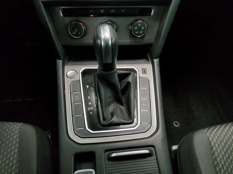 Volkswagen Passat Variant - Imagem 6