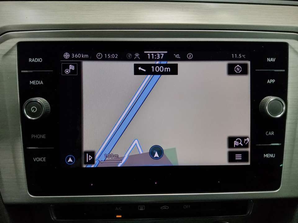 Volkswagen Passat Variant - Imagem 7