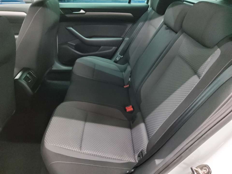 Volkswagen Passat Variant - Imagem 13