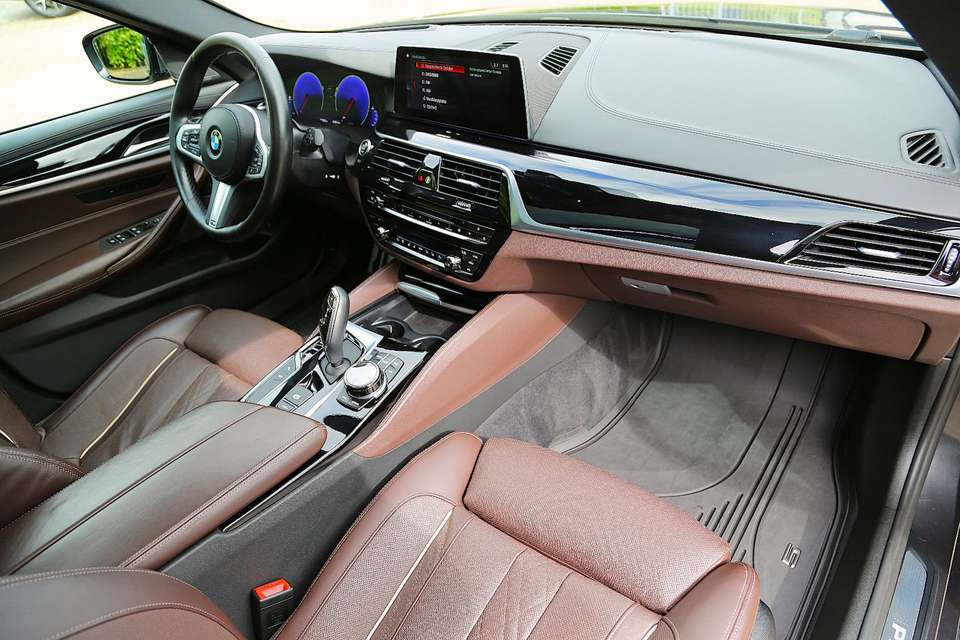 BMW 550 - Imagem 7