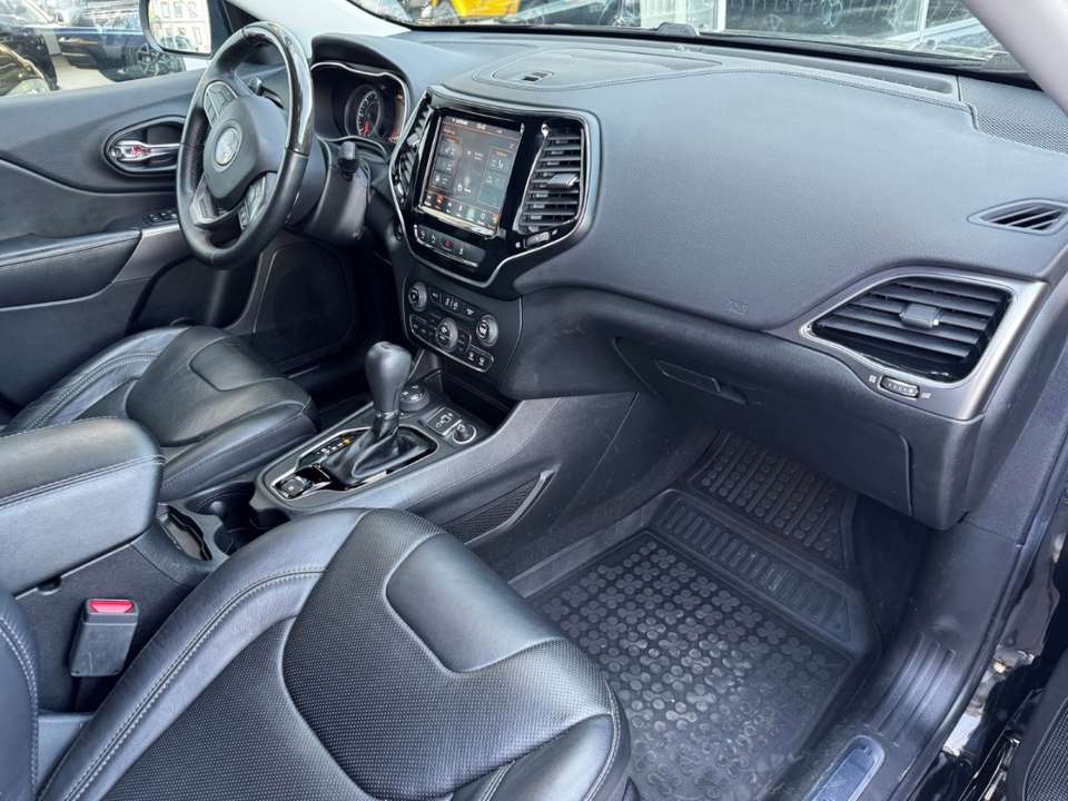 Jeep Cherokee - Imagem 14