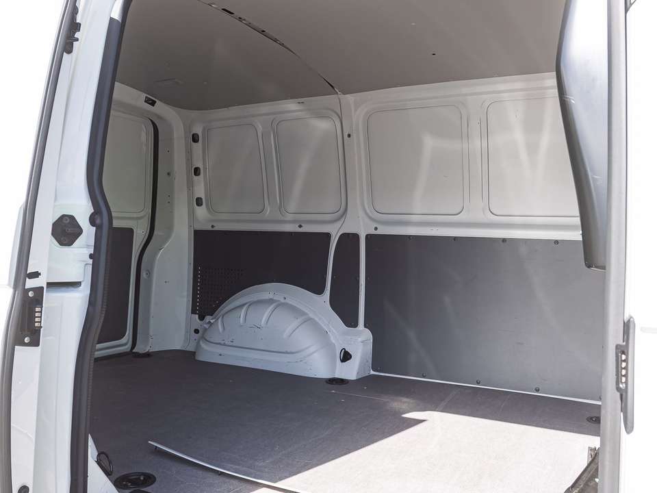 Volkswagen T6.1 Transporter - Imagem 14