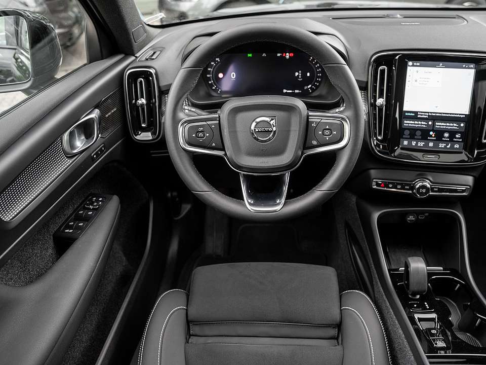Volvo XC40 - Imagem 9