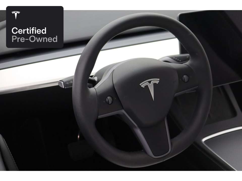Tesla Model Y - Imagem 11