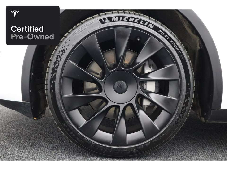 Tesla Model Y - Imagem 15