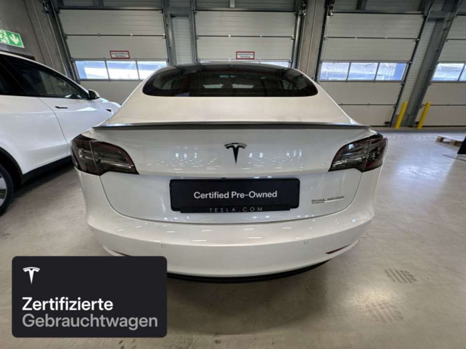 Tesla Model 3 - Imagem 6