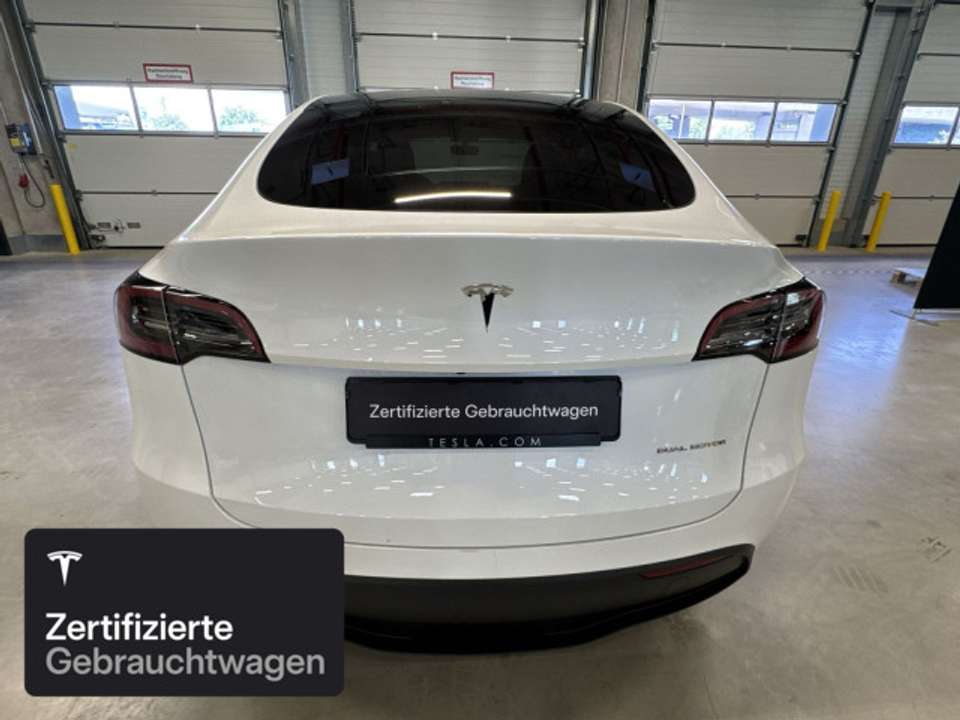 Tesla Model Y - Imagem 6
