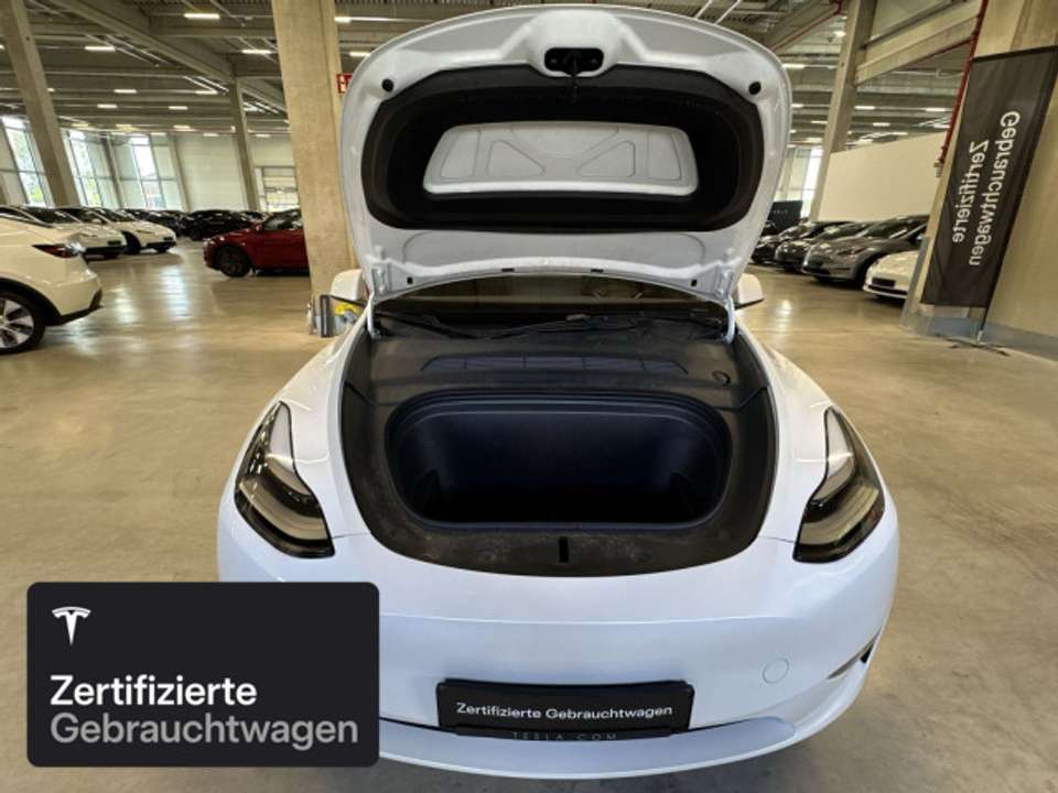 Tesla Model Y - Imagem 8