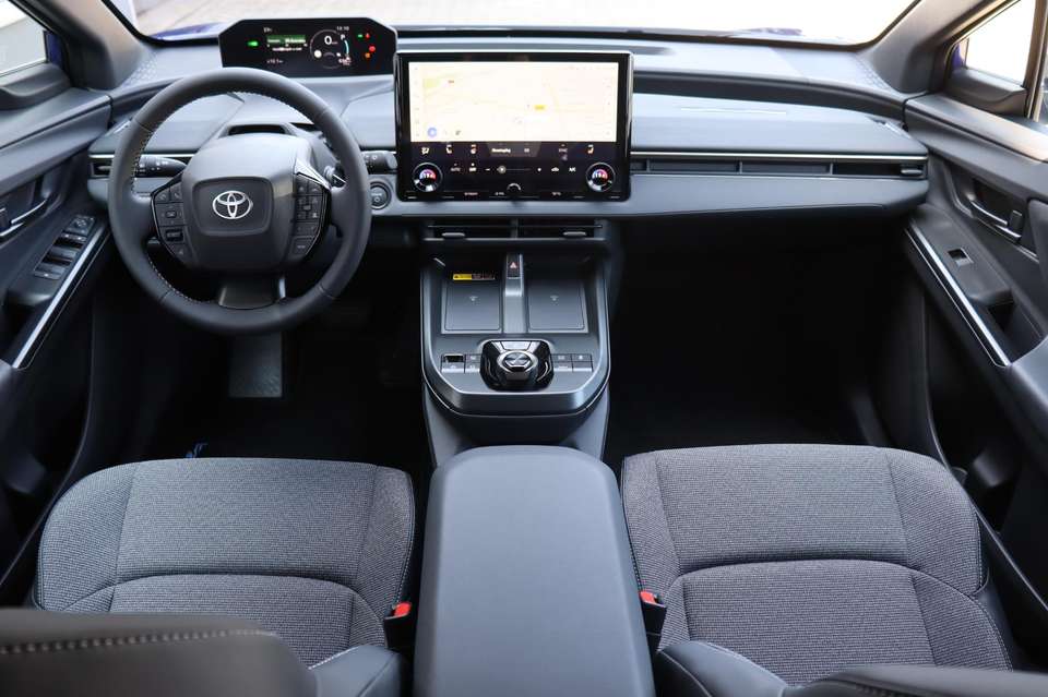 Toyota bZ4X - Imagem 4