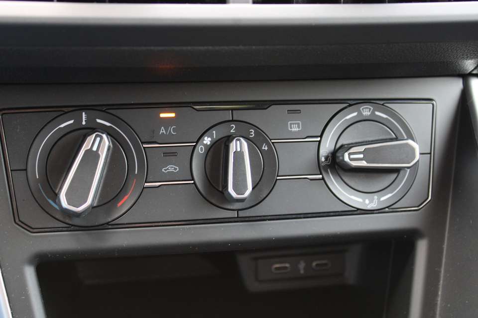 Volkswagen Polo - Imagem 12
