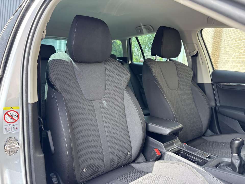 Skoda Octavia - Imagem 4