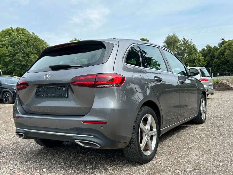 Car picture 5