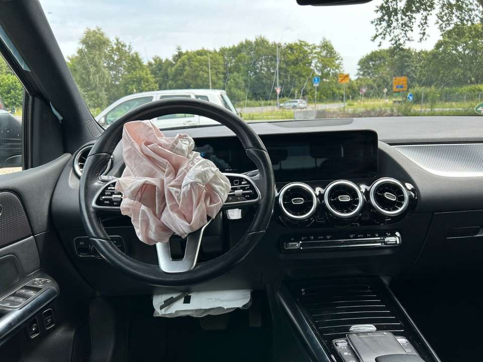 Car picture 15