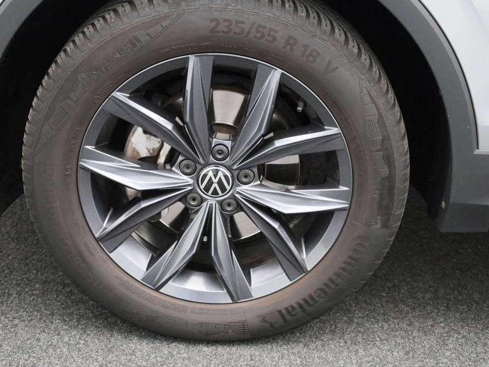Volkswagen Tiguan Allspace - Imagem 14