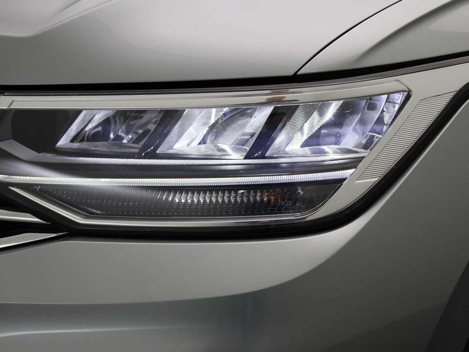 Volkswagen Tiguan Allspace - Imagem 15