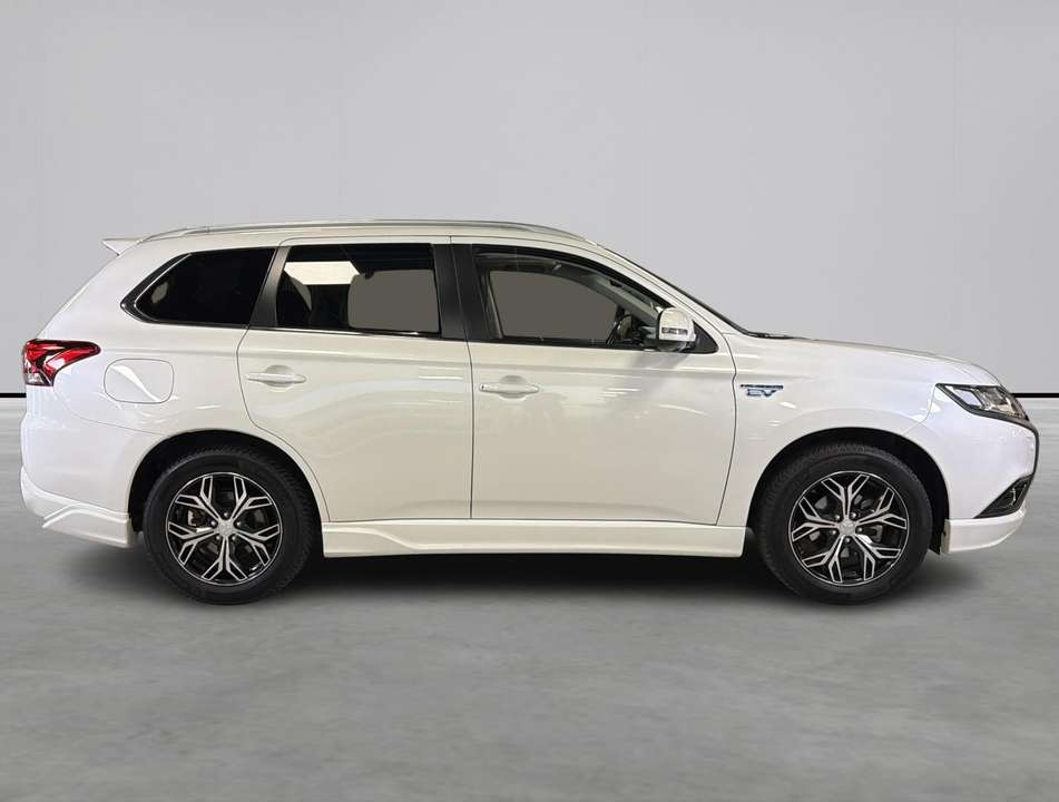 Mitsubishi Outlander - Imagem 6
