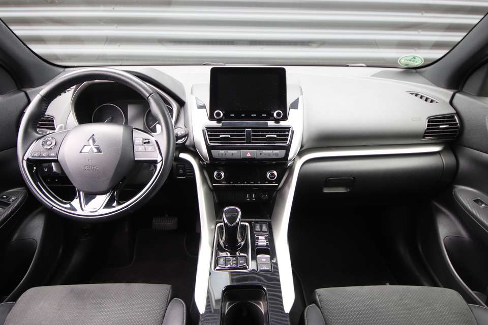 Mitsubishi Eclipse Cross - Imagem 4